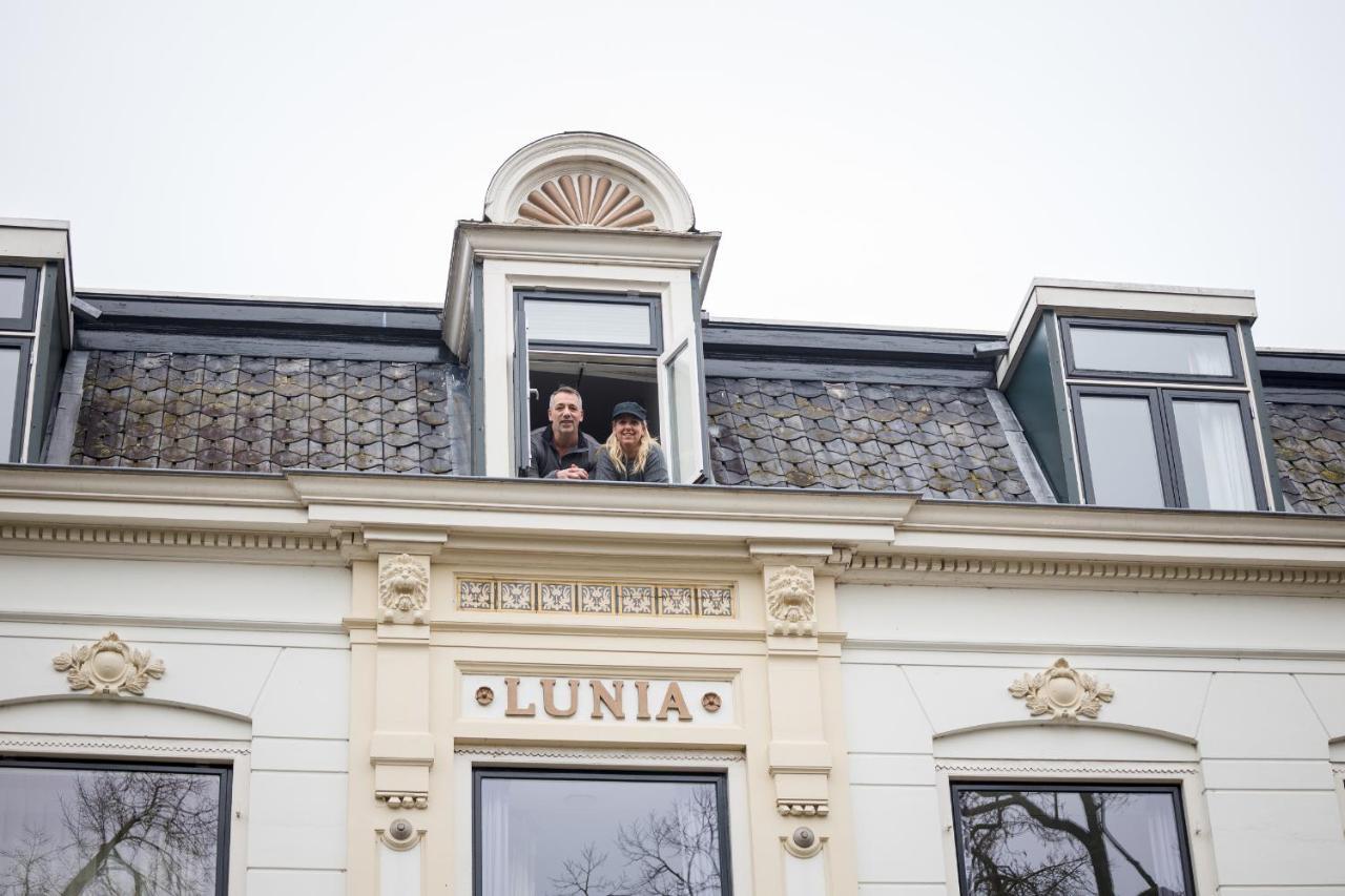 Hotel Restaurant Lunia Oldeberkoop Exterior foto